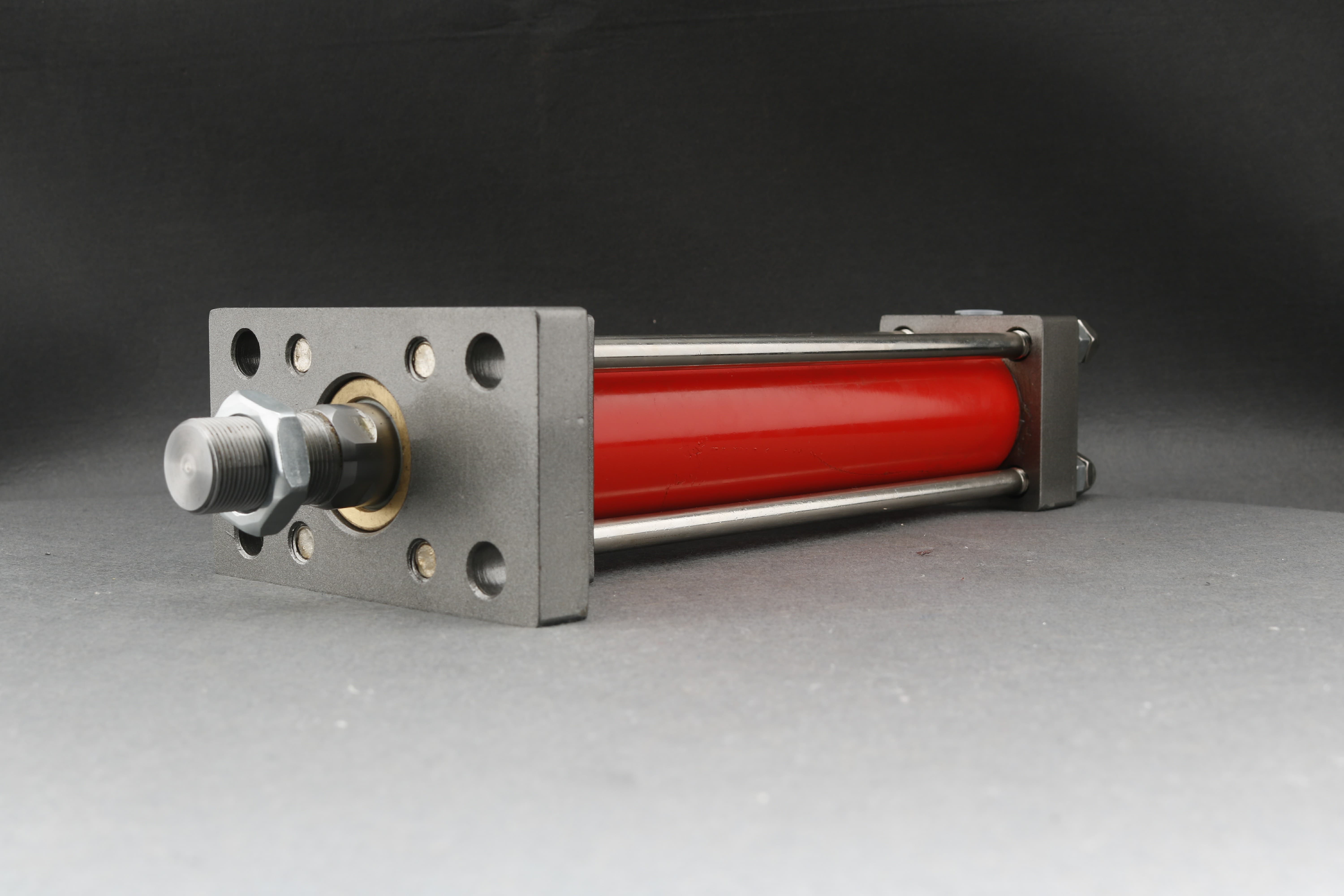 Hydraulic cylinder manufacturing and assembly process