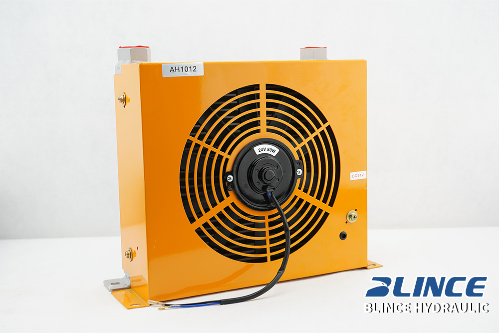 hydraulic oil cooler with electric fan
